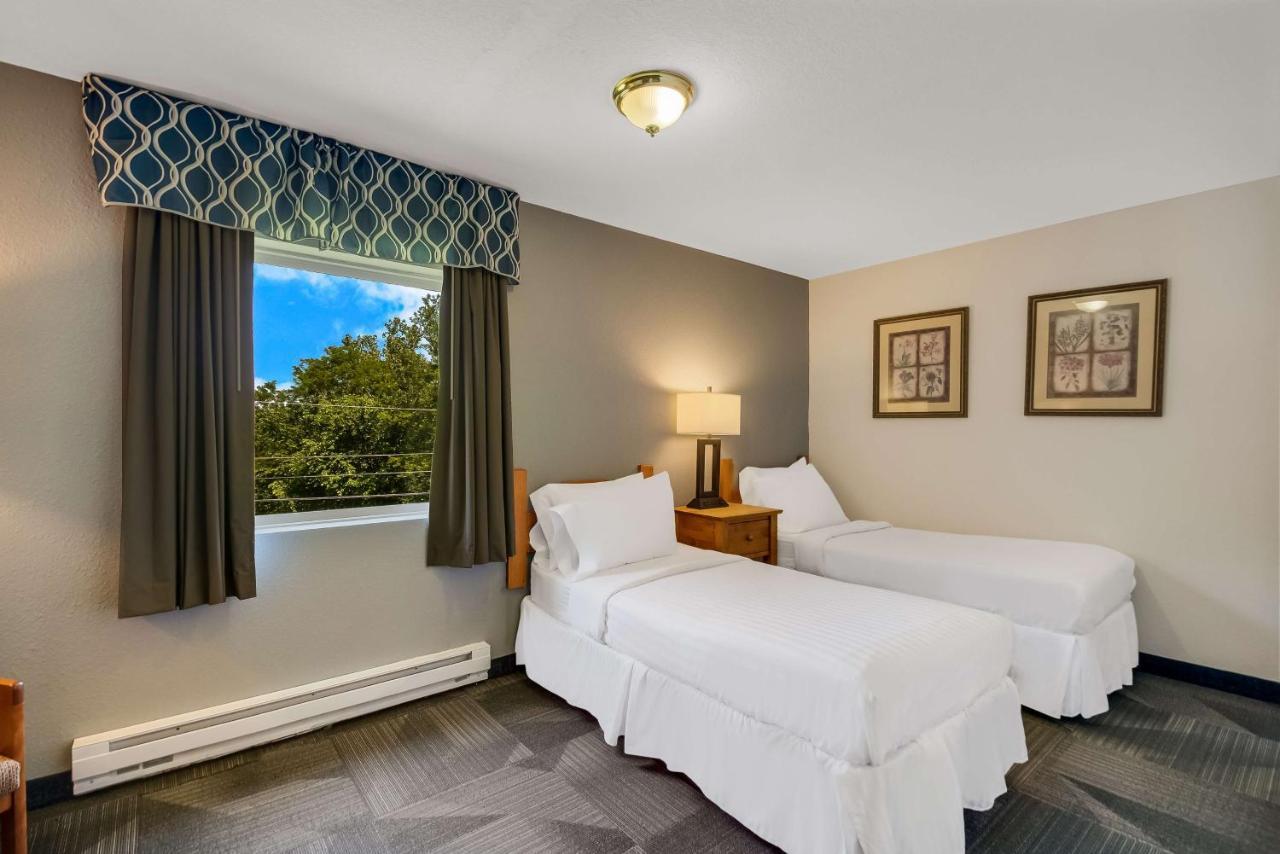 Surestay Plus Hotel By Best Western Berkeley Springs Exterior photo