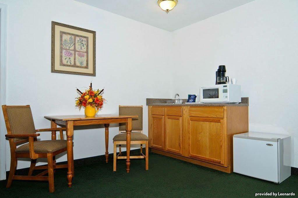 Surestay Plus Hotel By Best Western Berkeley Springs Exterior photo
